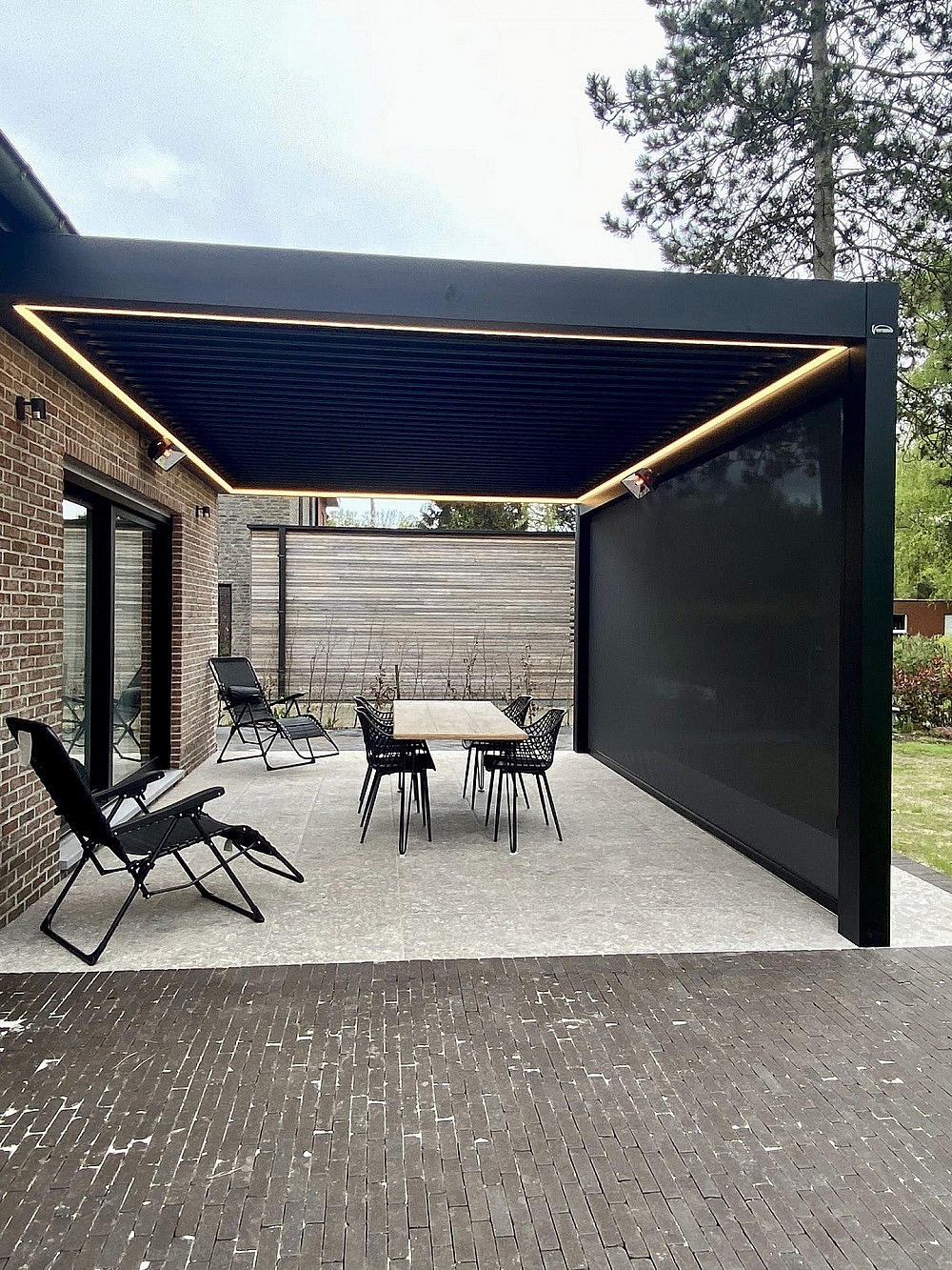 V870 Arezzo met screen en heater Brasschaat 17