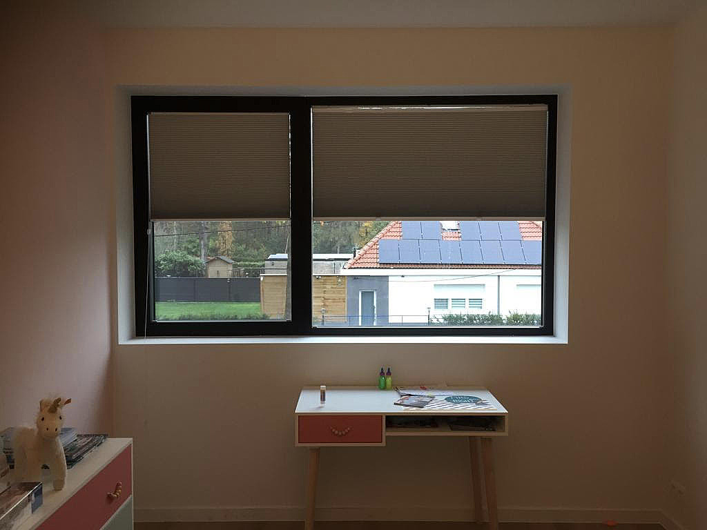 Jaloezie hout honingraad plisse deurplisse Schilde 6