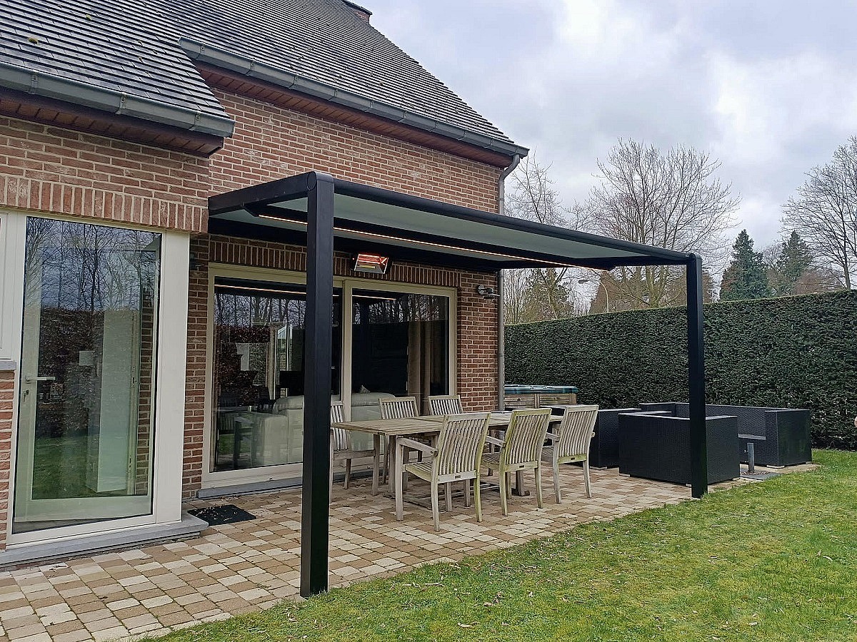 V642 tumba Brasschaat