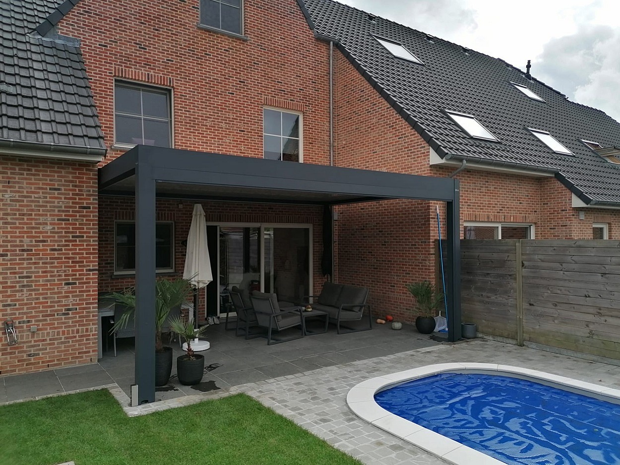 V870 Arezzo lamellendak met Arezzoscreen Wommelgem 3