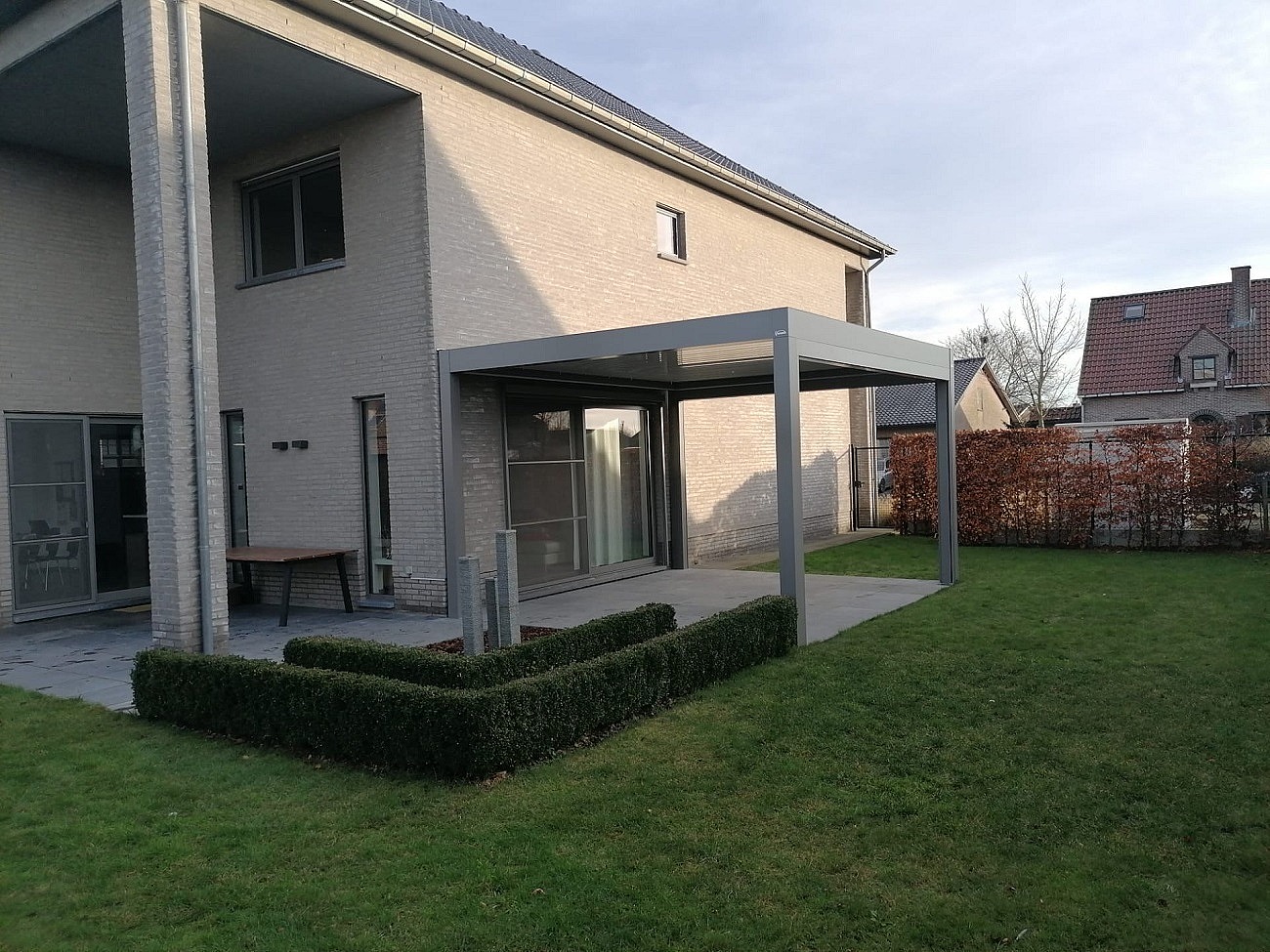 V870 Arezzo incl ledverlichting en ritzscreens Herenthout