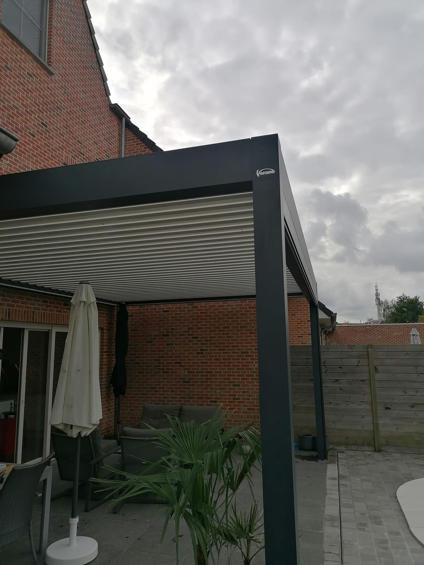 V870 Arezzo lamellendak met Arezzoscreen Wommelgem 4