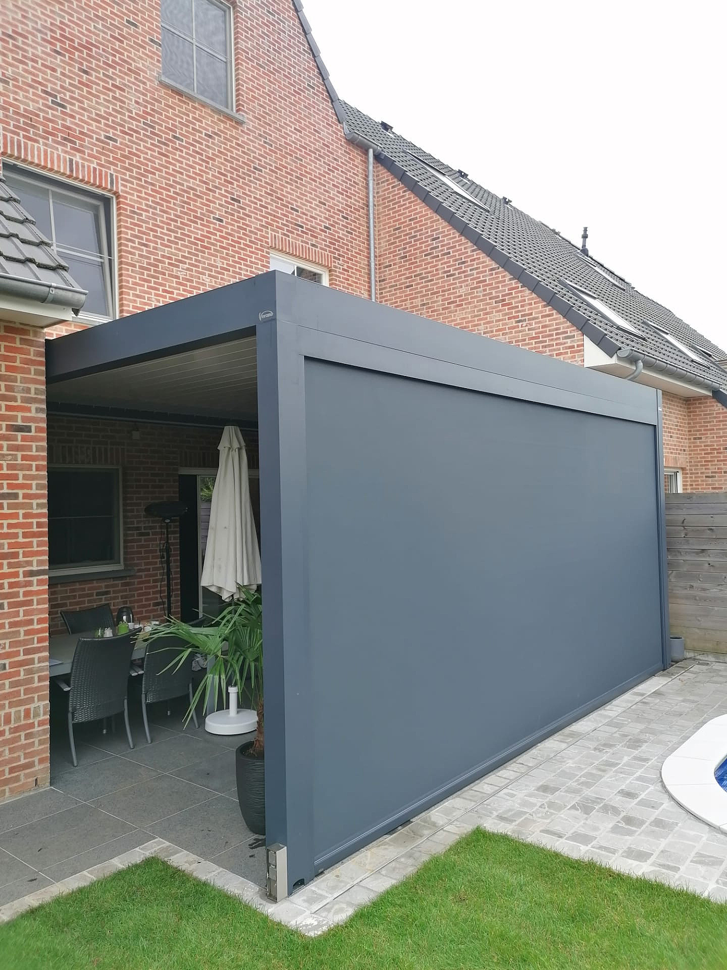 V870 Arezzo lamellendak met Arezzoscreen Wommelgem