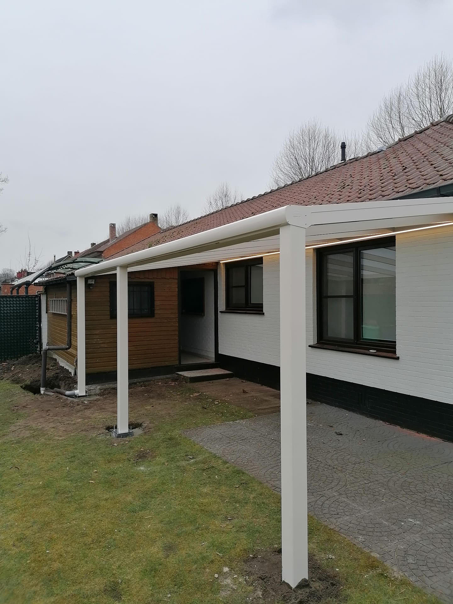 V905 Iseo terrasoverkapping Brasschaat 2