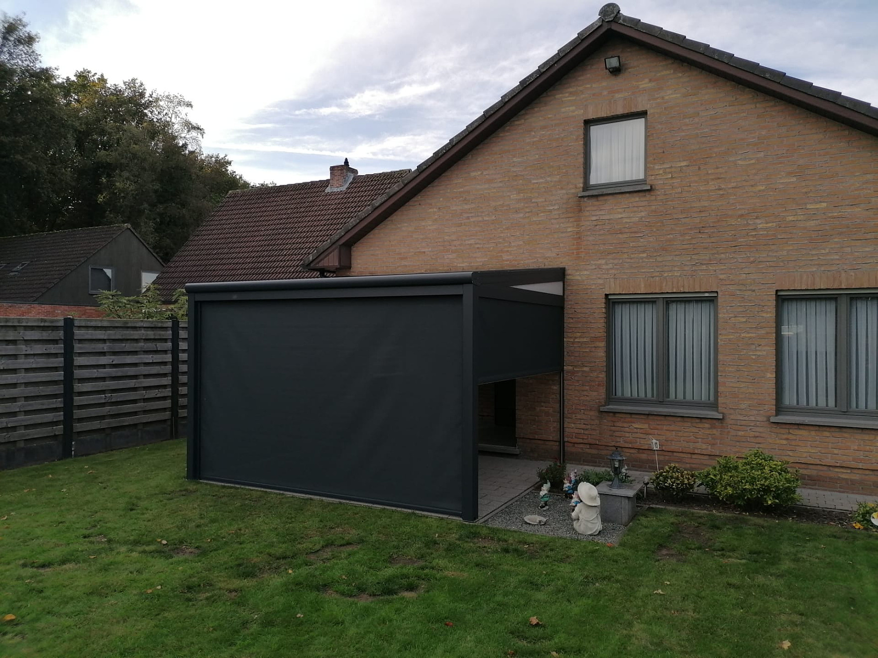 V905 iseo met ritzscreens en zijspieen 2960 Brecht 2