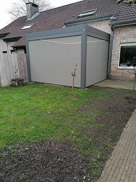 V870 Arezzo met arezzoscreens en ledverlichting Kalmthout