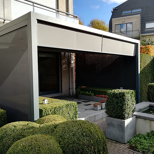 Terrasoverkapping met doek V805 Cortona XL en ritzscreens V599R - Brasschaat