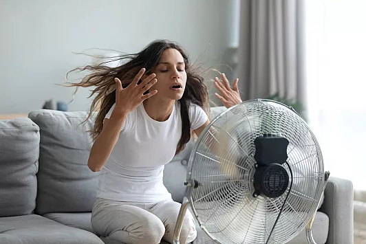 Hoe hou ik mijn hoofd en mijn woning koel tijdens deze warme zomerse temperaturen?