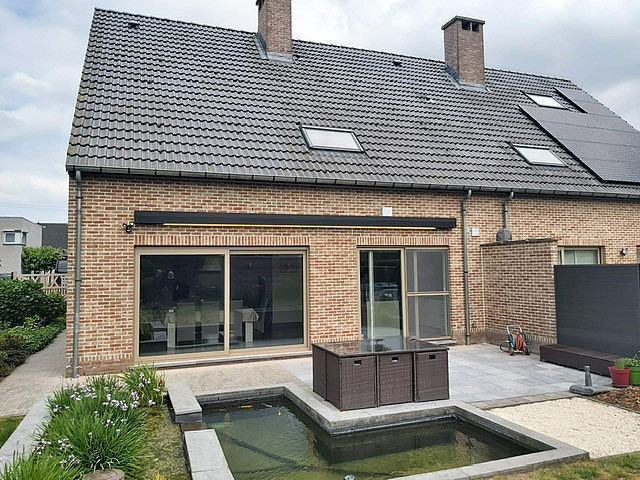 V460 Santander met ledstrip dimbaar Beveren
