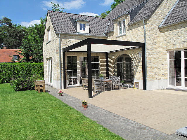 V870 Arezzo lamellendak Schilde zonwering