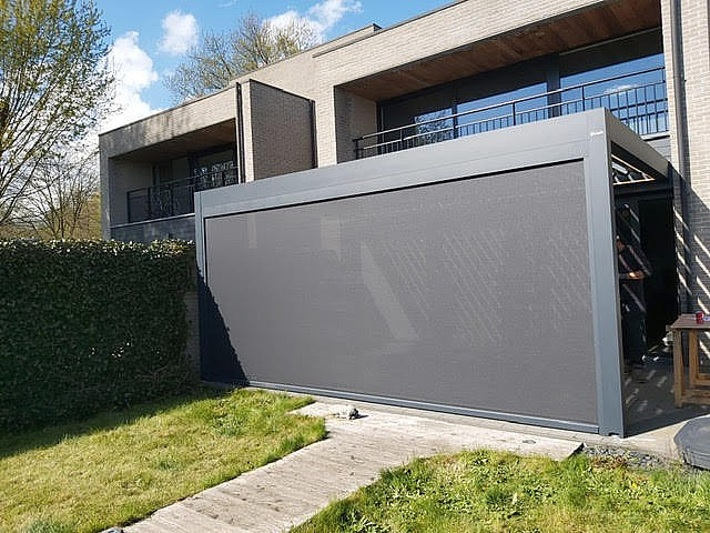 V870 Arezzo lamellendak met arezzoscreen Brasschaat 4 98580