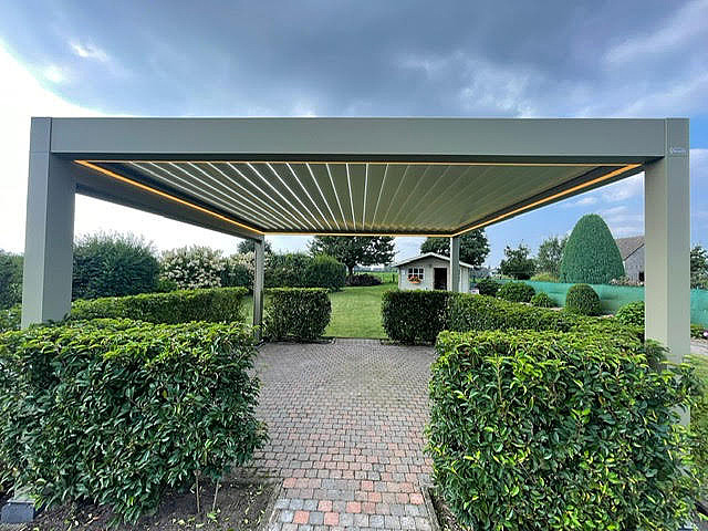 V870 Arezzo lamellendak met dimbaar ledverlichting en arezzoscreen Stabroek 4
