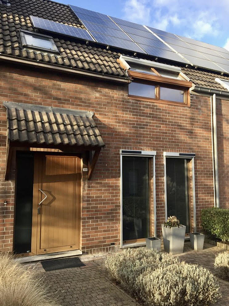 V550 en V525 zonnepaneel Brel Brasschaat 2