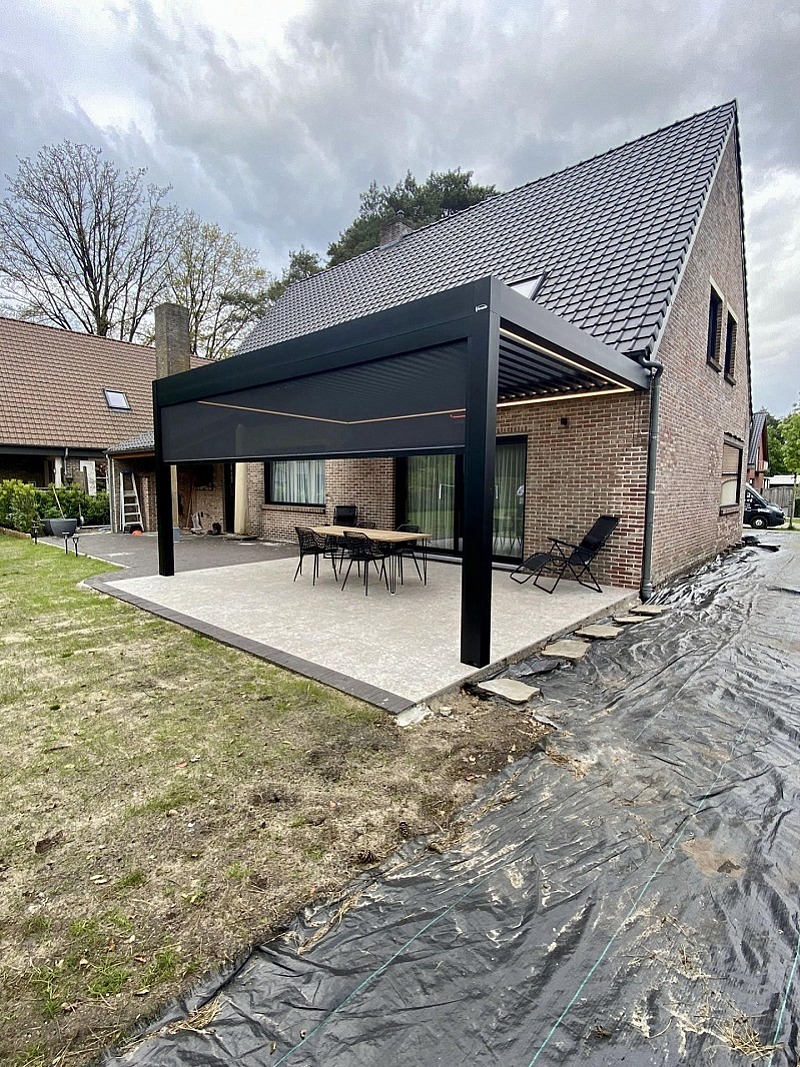 V870 Arezzo met screen en heater Brasschaat 11