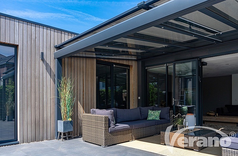 21 V920 Riva zonwering Veranda V610 Oslo VS716 sfeer - meer schaduw - elektrische bediening - stevig doek - op maat gemaakt - privacy - comfort