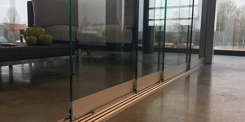 glazen schuifwand - glazen schuifwanden - glas panelen - glazen wand - glazen schuifdeuren - glazen wanden