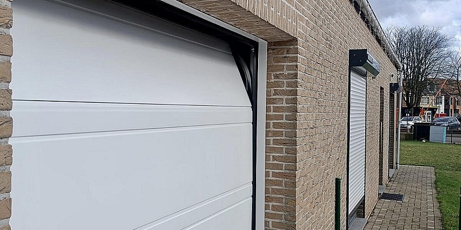 Sectionaalpoort Wuustwezel - poorten - satin white - perfect passend - goede isolatie